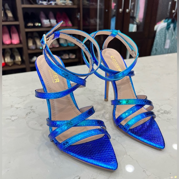 Holographic Mermaid 🧜‍♀️ snake embossed, 5” heel women’s sandals, Euro size 37 - Picture 5 of 13